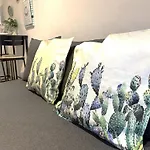 شقة Alex Comfort House